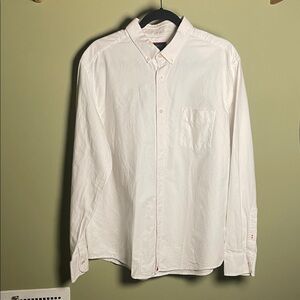 ClassiWhite Men's Shirt